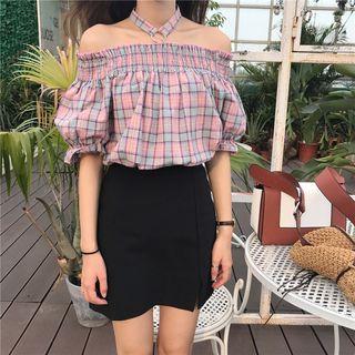 Short-sleeve Off Shoulder Plain Top