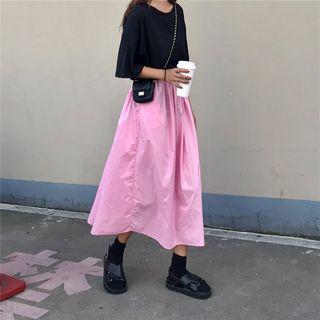 Printed Elbow-sleeve T-shirt / Midi A-line Skirt