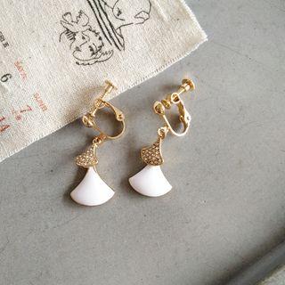 Rhinestone Fan Drop Earring / Clip-on Earring