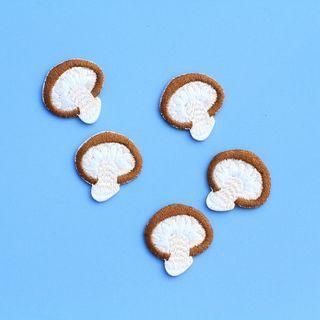 Mushroom Embroidered Patch / Brooch