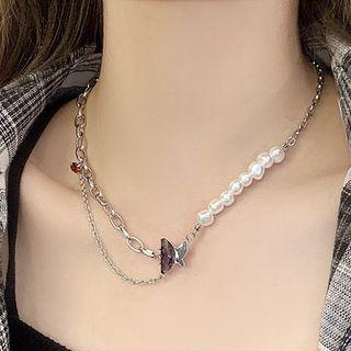 Butterfly Pendant Freshwater Pearl / Faux Pearl Alloy Necklace