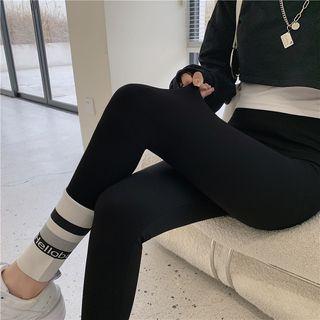 Contrast Panel Lettering Yoga Pants