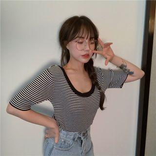 Short-sleeve Striped Scoop-neck Knit Top