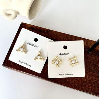 Faux Pearl Alloy Triangle / Square Earring