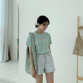 Pastel-color Slit-side T-shirt