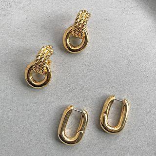 Ear Stud / Earring
