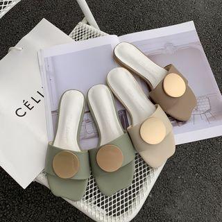 Disc Accent Open Toe Slide Sandals