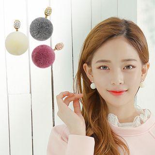 Pom Pom Stud Earrings