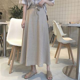 Plaid Short Sleeve Top / Plain Midi Skirt