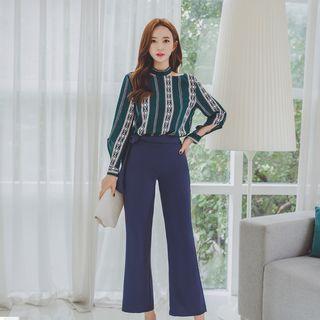 Set: Stripe Cutout Blouse + Cropped Pants