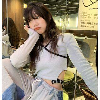 Long-sleeve V-neck Contrast Trim Cropped Top Gray - One Size