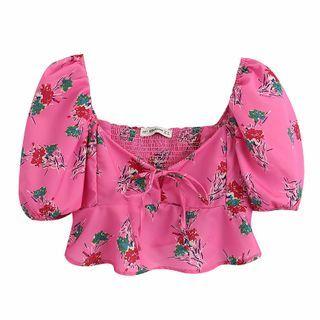 Short-sleeve Shirred Floral Print Crop Top / Mini Ruffled Skirt