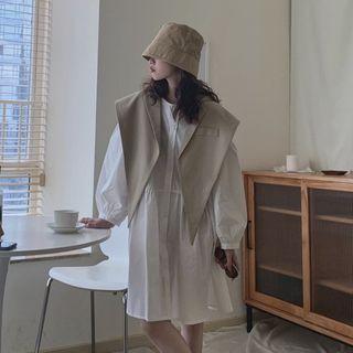Collared Cape / Lantern-sleeve Shift Dress