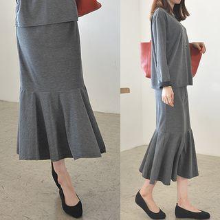 Set: Round-neck Pullover + Elasticized-waist Mermaid Skirt