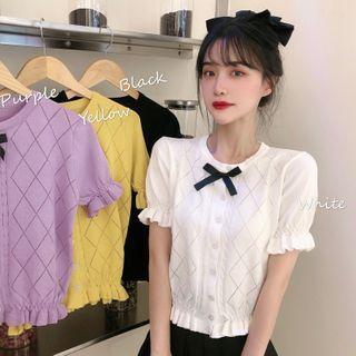 Ruffle Trim Short-sleeve Knit Blouse
