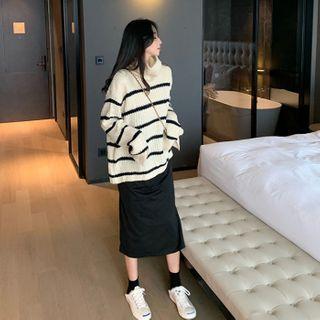 Striped Turtleneck Sweater / Plain Skirt