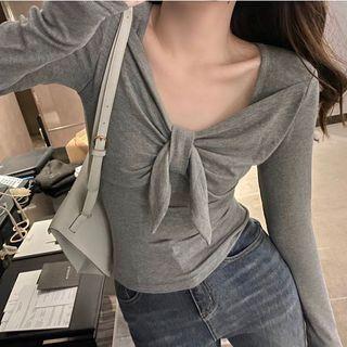 V-neck Knit Lace-up T-shirt