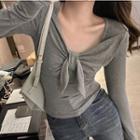 V-neck Knit Lace-up T-shirt