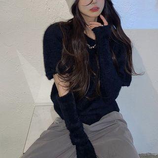 Short-sleeve Furry-knit Sweater With Gloves