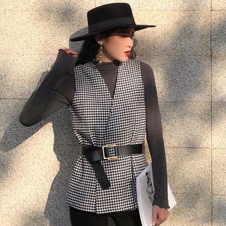 Houndstooth Vest / Plain Long Sleeve T-shirt