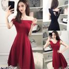 Off-shoulder Tie-back Plain A-line Dress