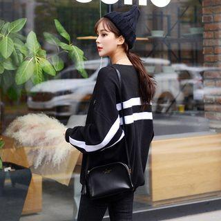 Contrast-trim Loose-fit Sweatshirt