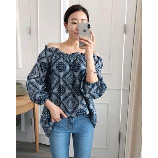 Frilled Off-shoulder Paisley Top