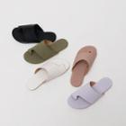 Toe-loop Pleather Slide Sandals