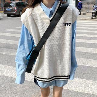 Contrast Trim Numeral Embroidery Knit Vest