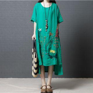 Flower Embroidered Short-sleeve Shift Dress