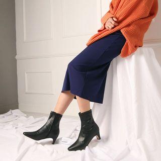 Kitten-heel Stitched Ankle Boots