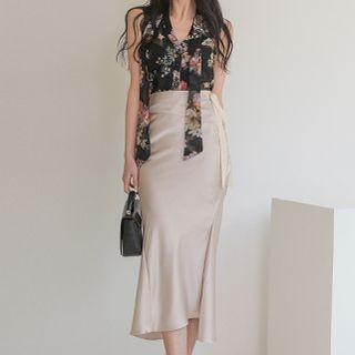 Set: Sleeveless Flower Print Blouse + Side-slit Midi Pencil Skirt