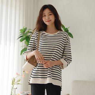 Dip-back Petal-cuff Stripe T-shirt