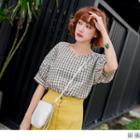Contrast Plaid V-neck Top