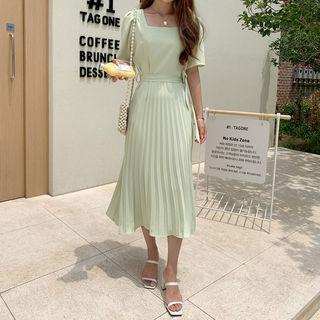 Square-neck Pleated Dress With Sash Mint Green - One Size