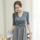 Deep V-neck 3/4-sleeve T-shirt