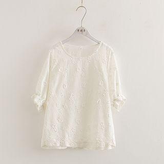 Floral Embroidery T-shirt White - One Size