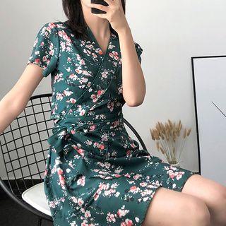 V-neck Short-sleeve Floral Print Dress With Sash