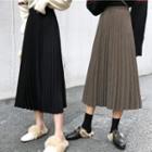 Plain Pleated A-line Knit Skirt