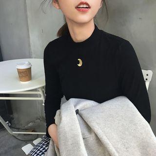 Long-sleeve Mock Neck Crescent Embroidered T-shirt
