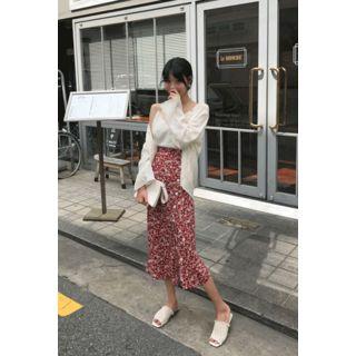 Button-detail Pattern Long Skirt