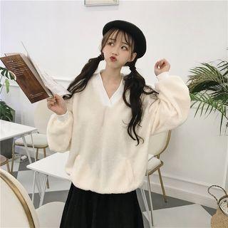 V-neck Furry Pullover