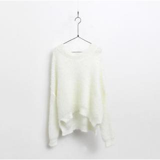 Round-neck Dip-back Sweater