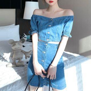 Off-shoulder Denim Cropped Blouse / High-waist Denim Skirt