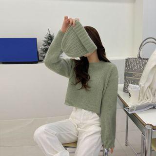 Set: Drop-shoulder Cropped Sweater + Rib-knit Beanie
