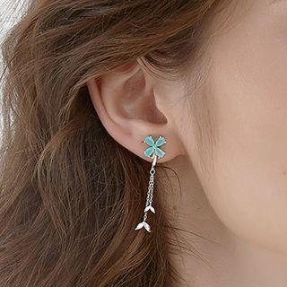 Non-matching Flower Rhinestone Dangle Earring