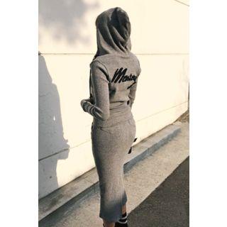 Set: M Lange Hoodie + Band-waist Slit-side Midi Skirt