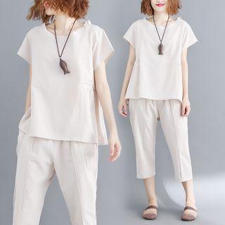 Set: Plain Short-sleeve T-shirt + Cropped Pants