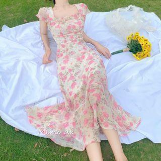 Floral Short-sleeve Square Neck Dress