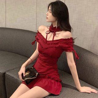 Set: Off-shoulder Mini Sheath Dress + Choker As Shown In Figure - One Size